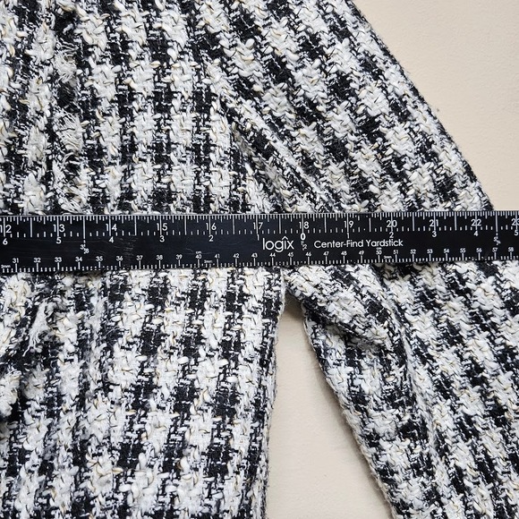 White House Black Market Tweed Fringe Blazer Jacket Women's 10 Black White - Picture 6 of 7